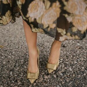 Zara green satin bow heels